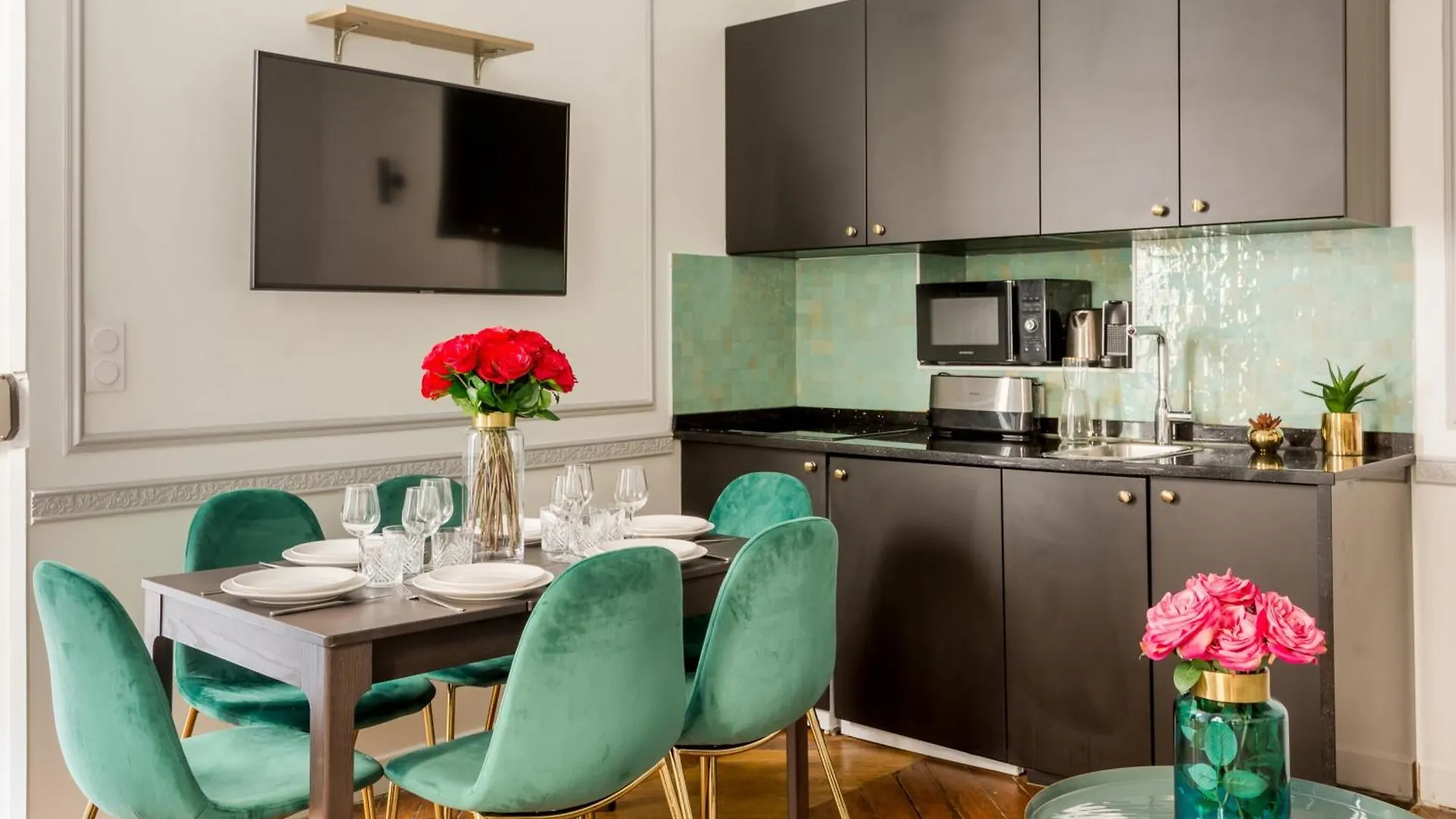 Merveil - Luxury - Louvre - Aboukir Iv Apartmán